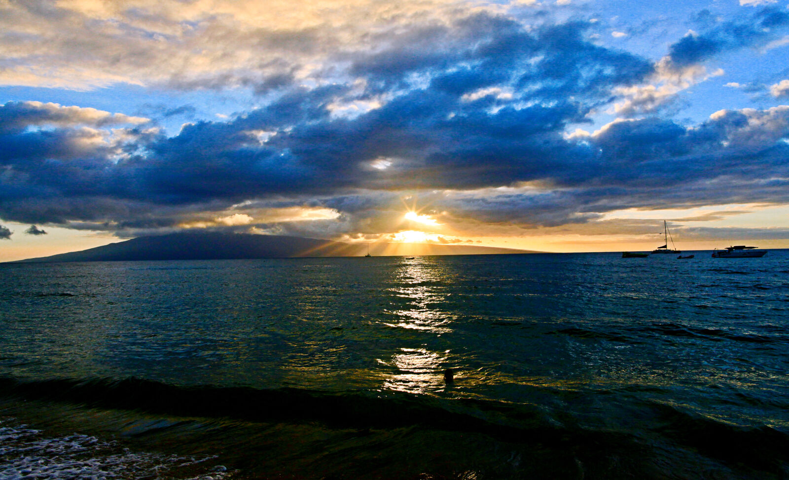 Canon EF 24mm F1.4L II USM sample photo. Hawaii, kaanapali, maui, sunset photography