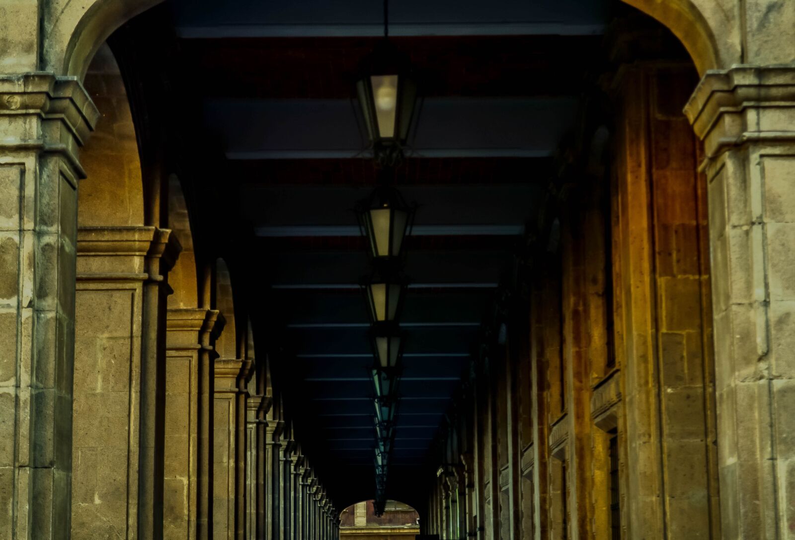 Nikon D5100 sample photo. Perspective, columns, architecture photography