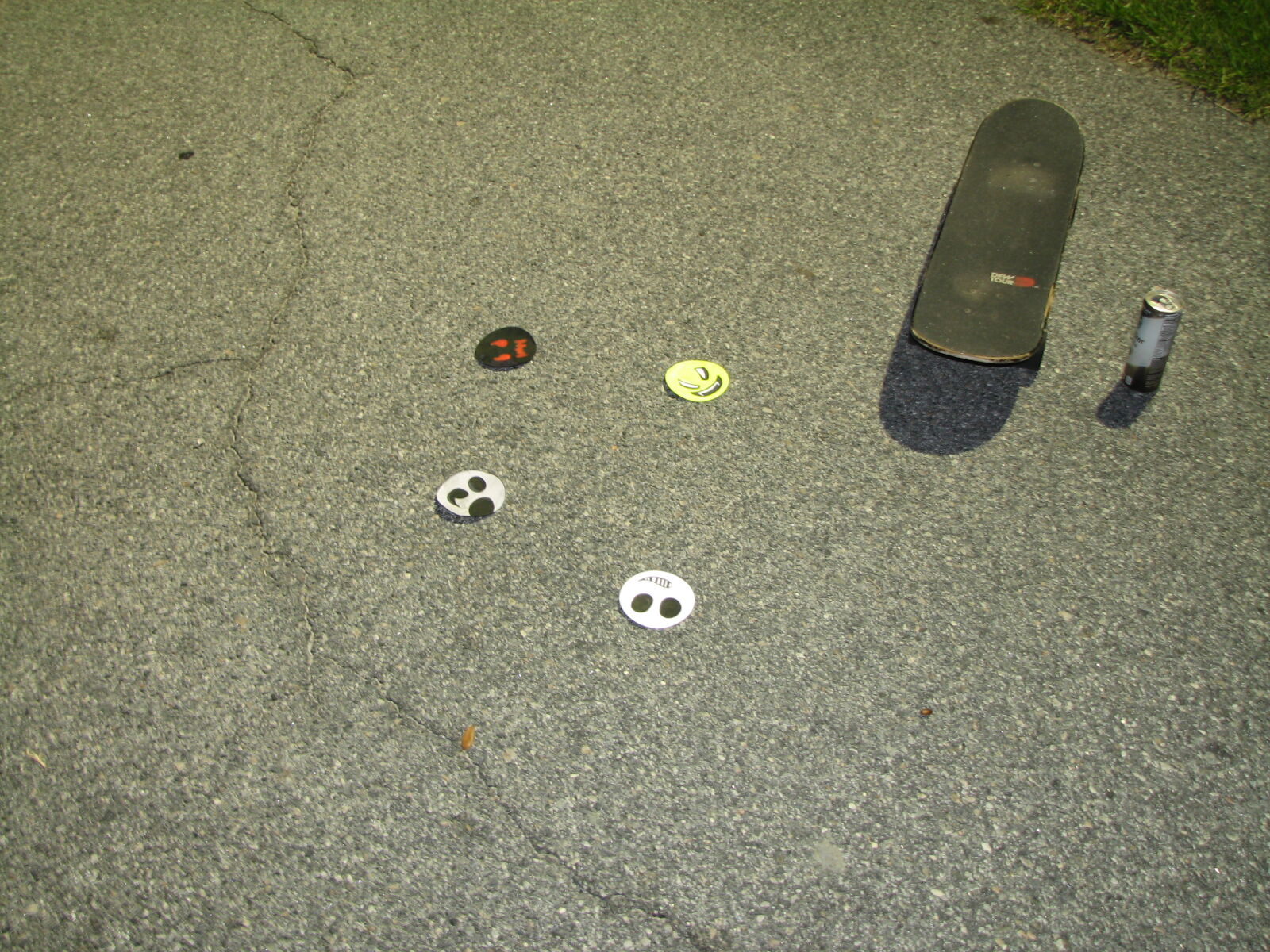 Canon POWERSHOT S3 IS sample photo. Design, emoticon, face, highlight photography
