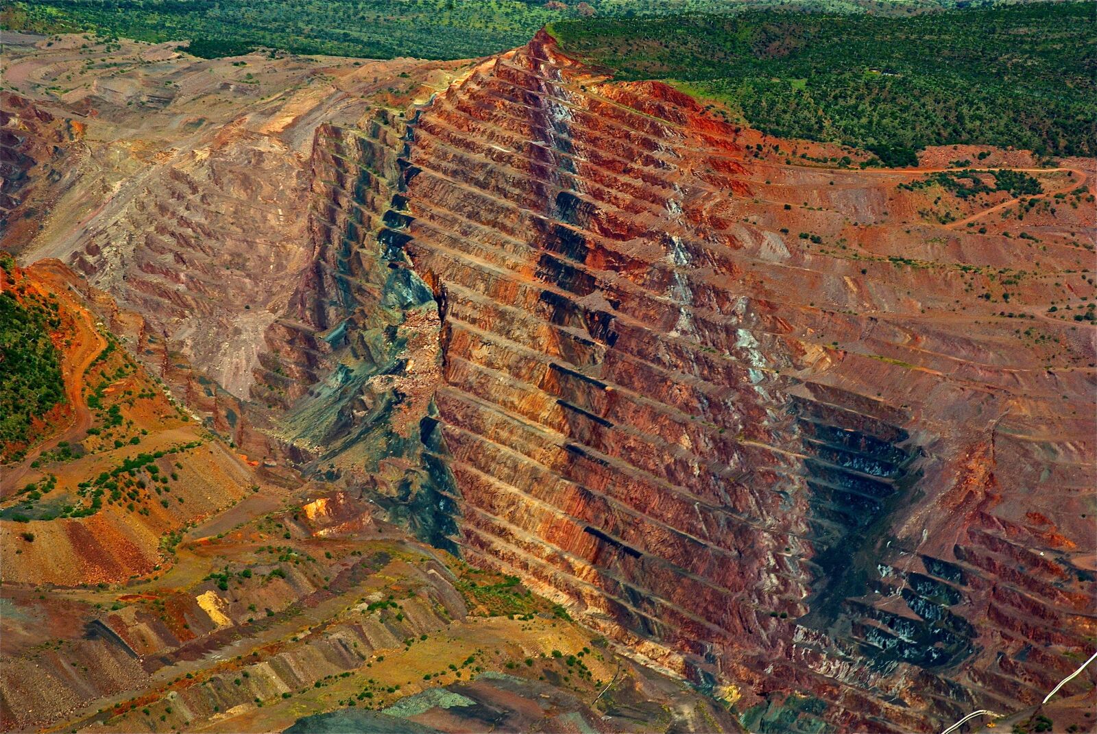Pentax K10D sample photo. Diamond mine, mining, industry photography