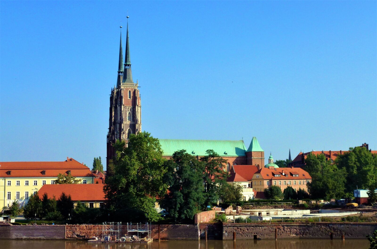 Panasonic Lumix DMC-ZS10 (Lumix DMC-TZ20 / Lumix DMC-TZ22) sample photo. Architecture, poland, wroclaw photography