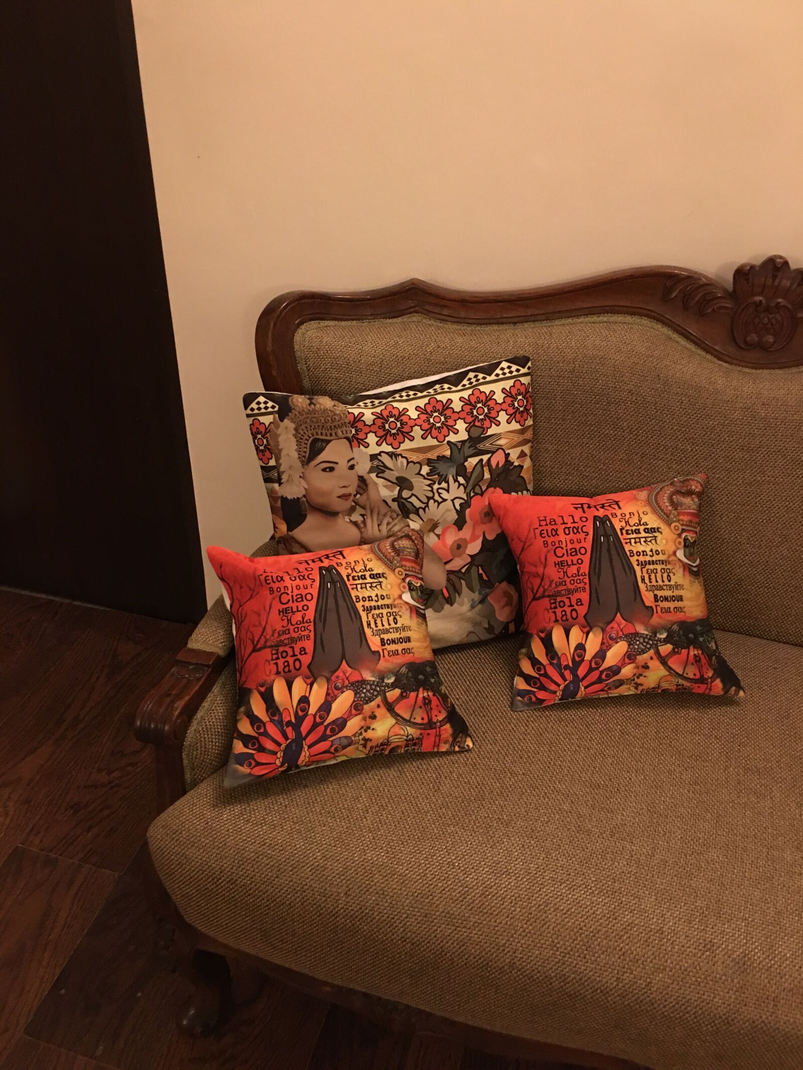 iPhone 6s Plus back camera 4.15mm f/2.2 sample photo. Cushions, sofa, cushion photography