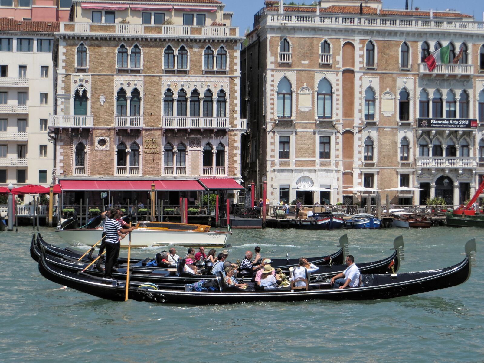 Canon PowerShot SX270 HS sample photo. Italy, venice, gondola photography