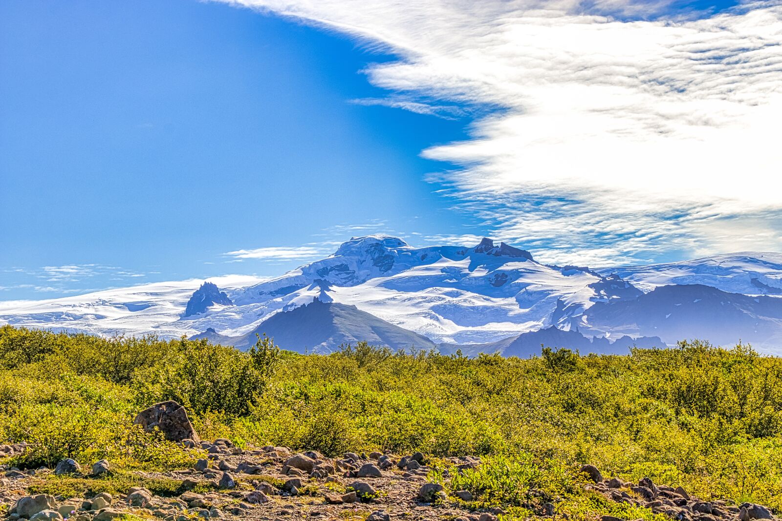 Canon EF-S 18-135mm F3.5-5.6 IS USM sample photo. Iceland, winter, landscape photography