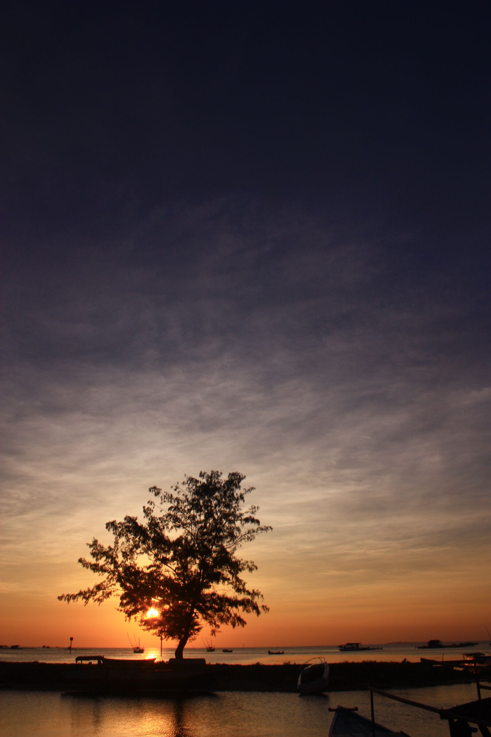 Canon EOS 450D (EOS Rebel XSi / EOS Kiss X2) sample photo. Beach, sunset, sky photography