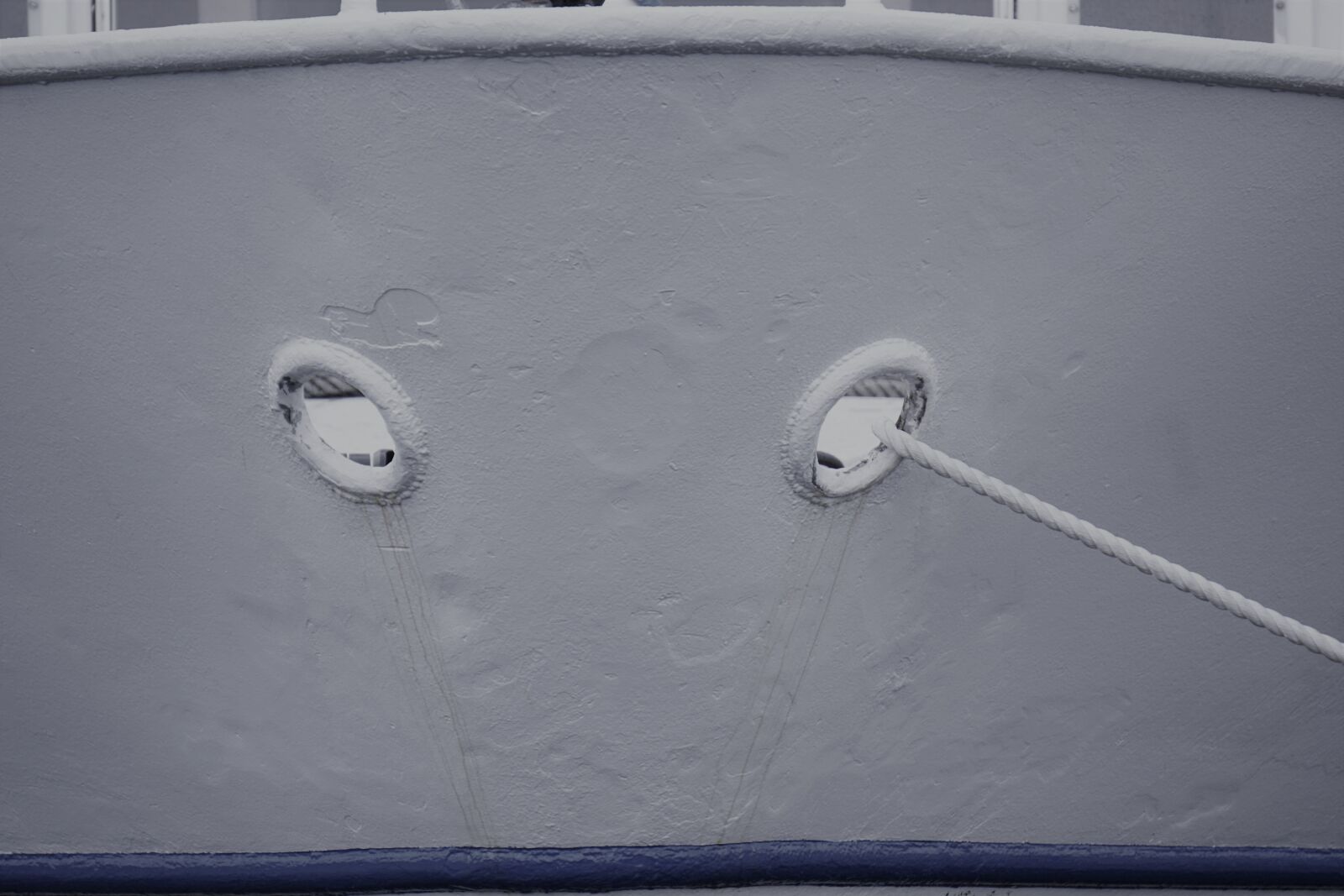 Sony E 55-210mm F4.5-6.3 OSS sample photo. Ship, marin, anchor photography