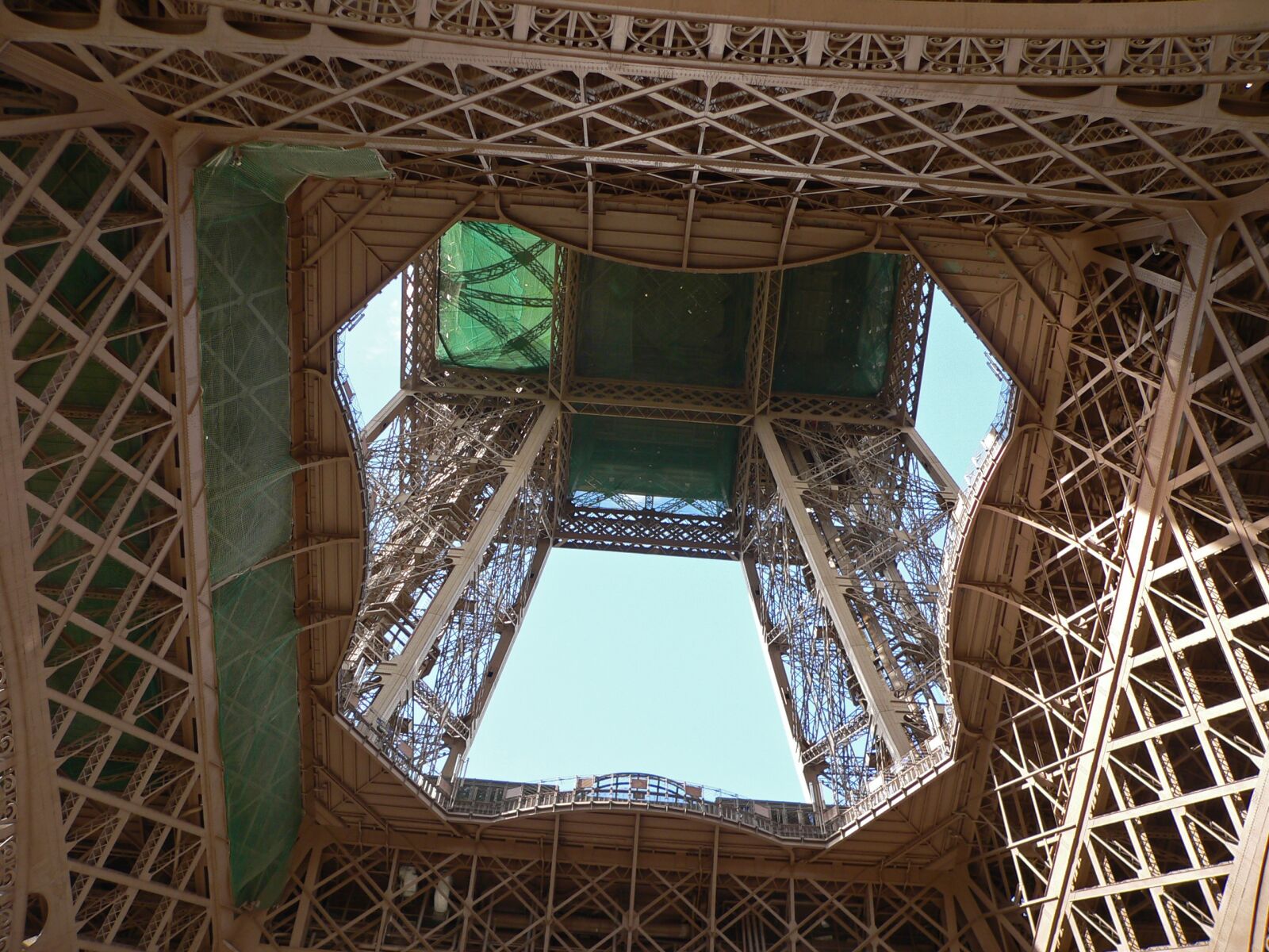 Panasonic DMC-FZ20 sample photo. Eiffel tower, paris, france photography