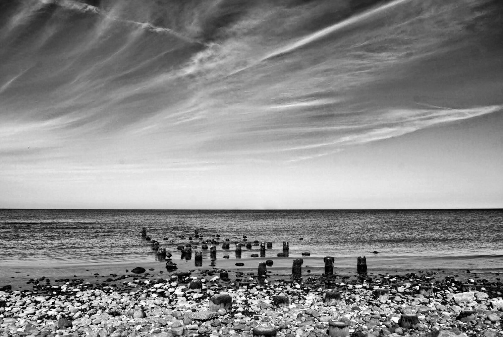 Nikon D5200 sample photo. B w, sea, beach photography