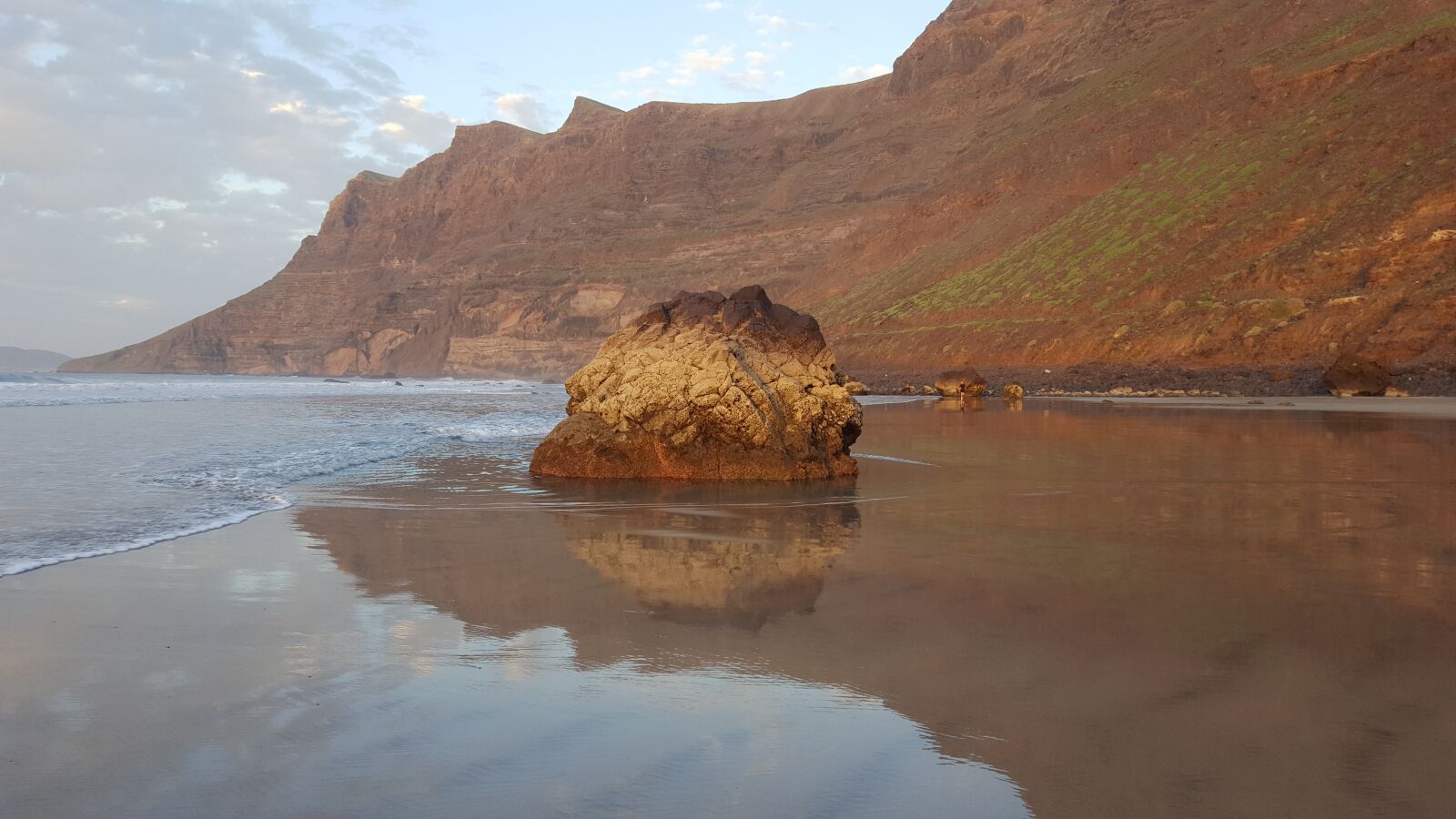 Samsung Galaxy S6 sample photo. Famara, lanzarote, canary islands photography