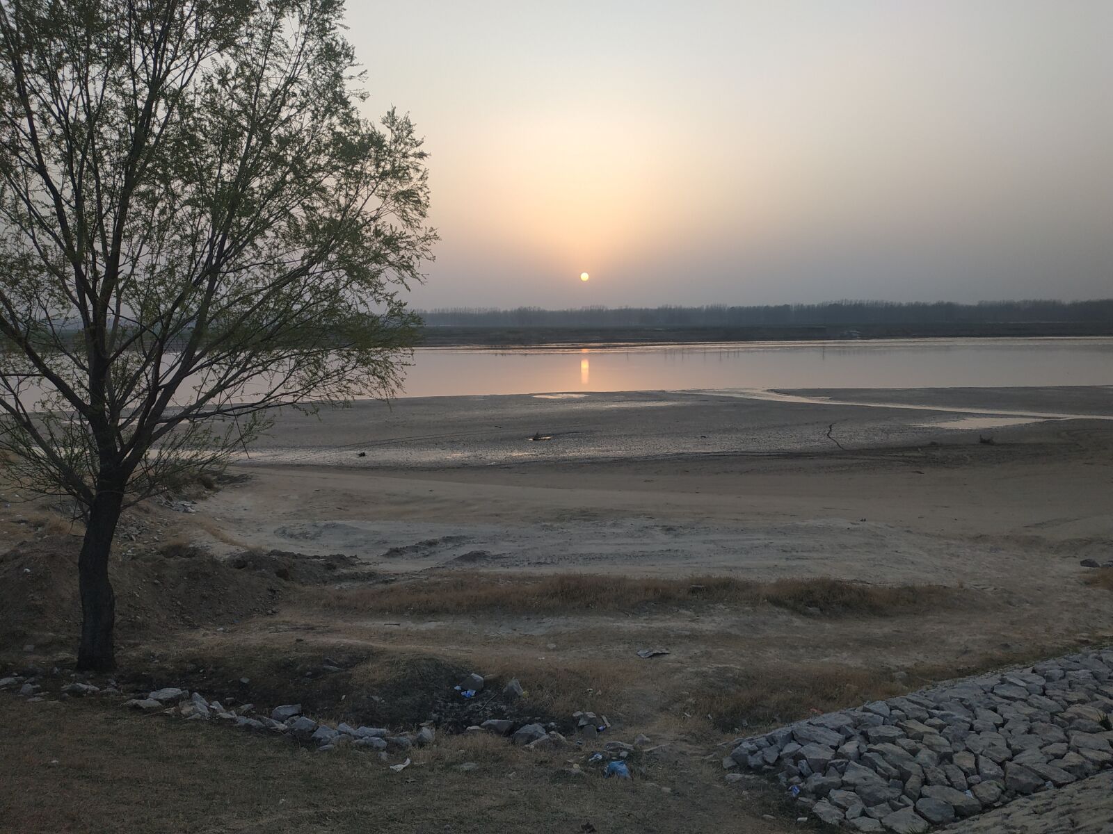 Xiaomi Redmi Note 5 sample photo. Sunset, beach, yellow river photography