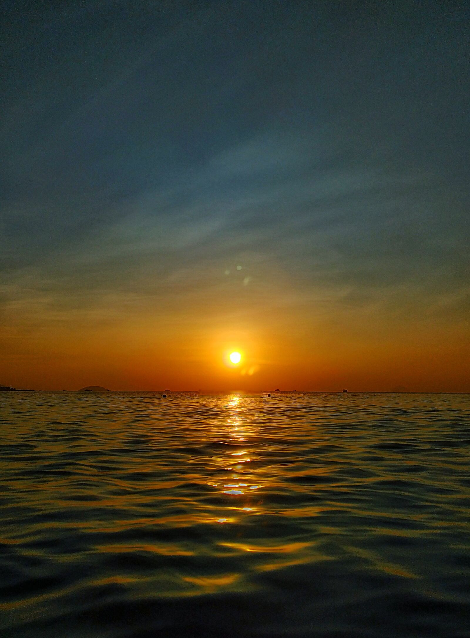 Xiaomi MI 6X sample photo. Sky, horizon, sea photography