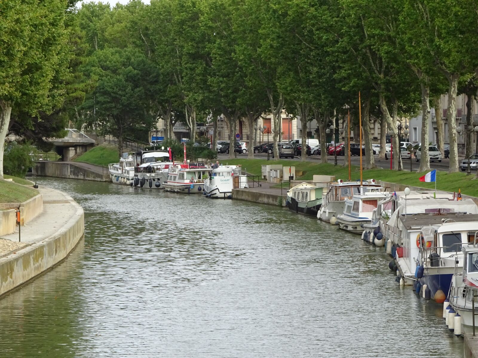 Sony DSC-HX60 sample photo. Channel, narbonne, water photography
