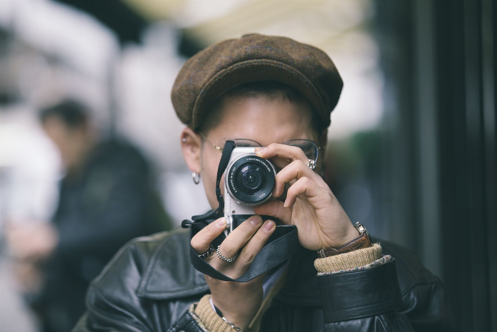 Canon EOS 6D sample photo. Camera, macro, person photography