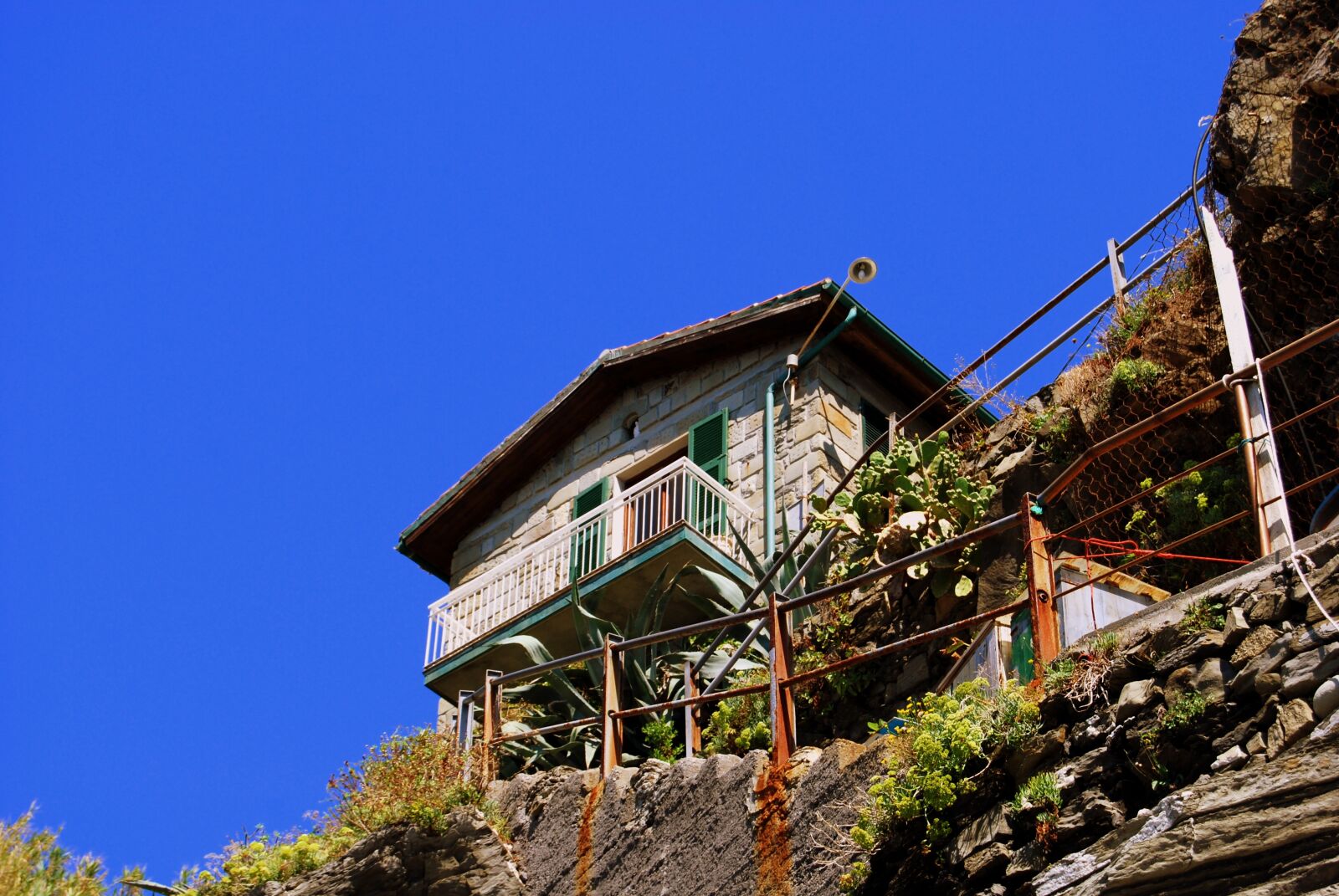 Nikon D60 sample photo. House, rock, stone photography