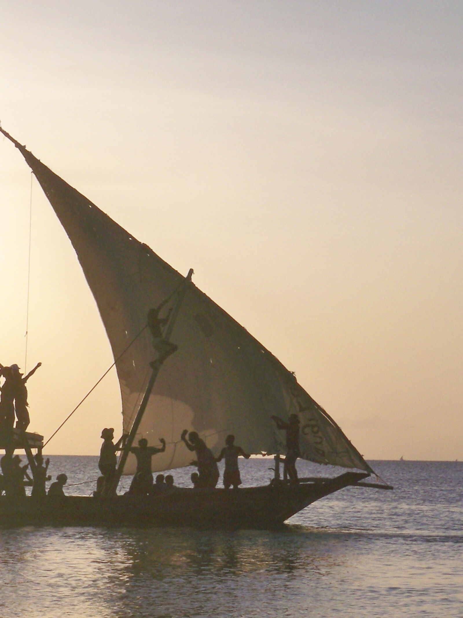 Kodak EasyShare M1033 sample photo. Boat, sailing, sea, zanzibar photography