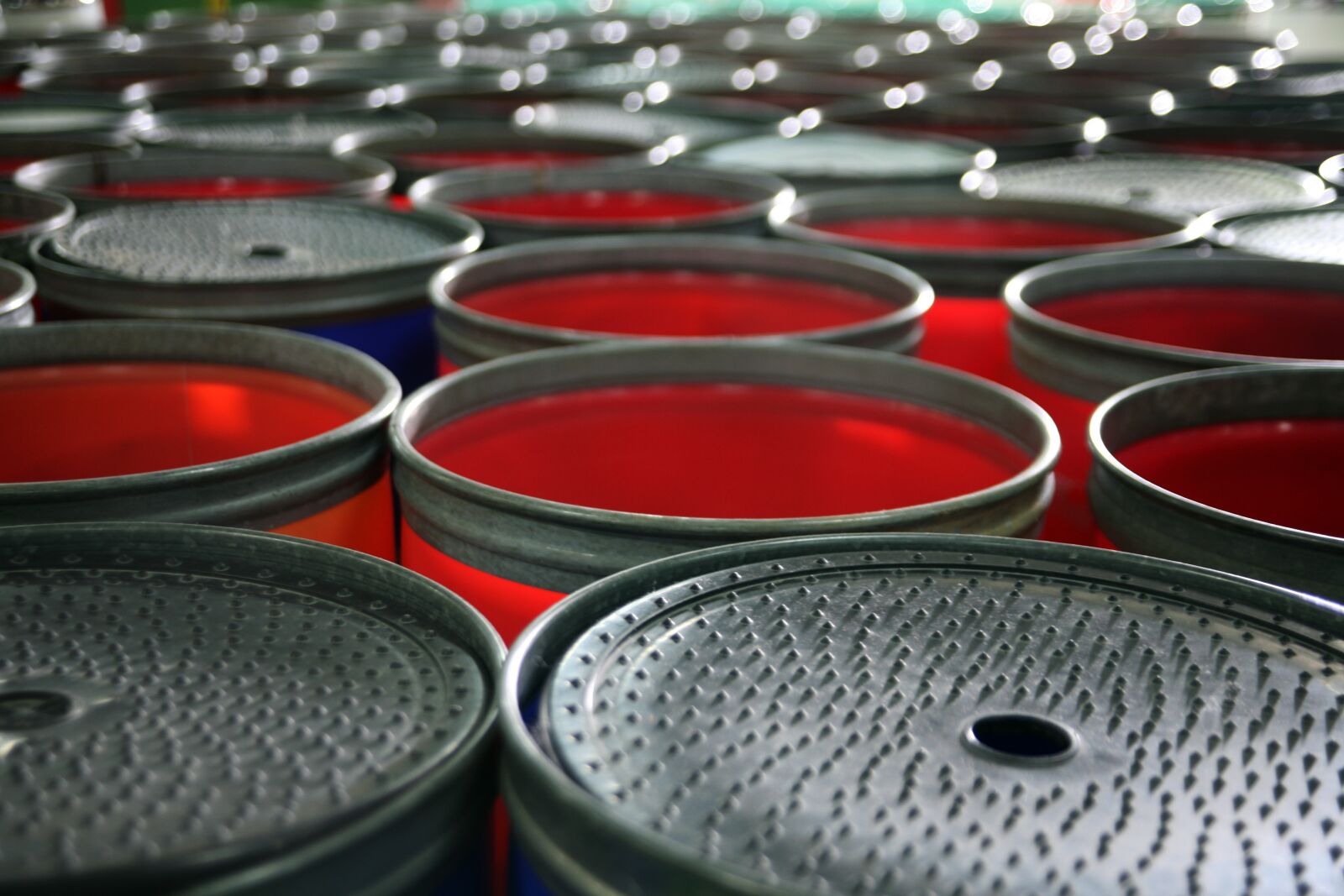 Canon EOS 5D sample photo. Tong, factory, drum photography