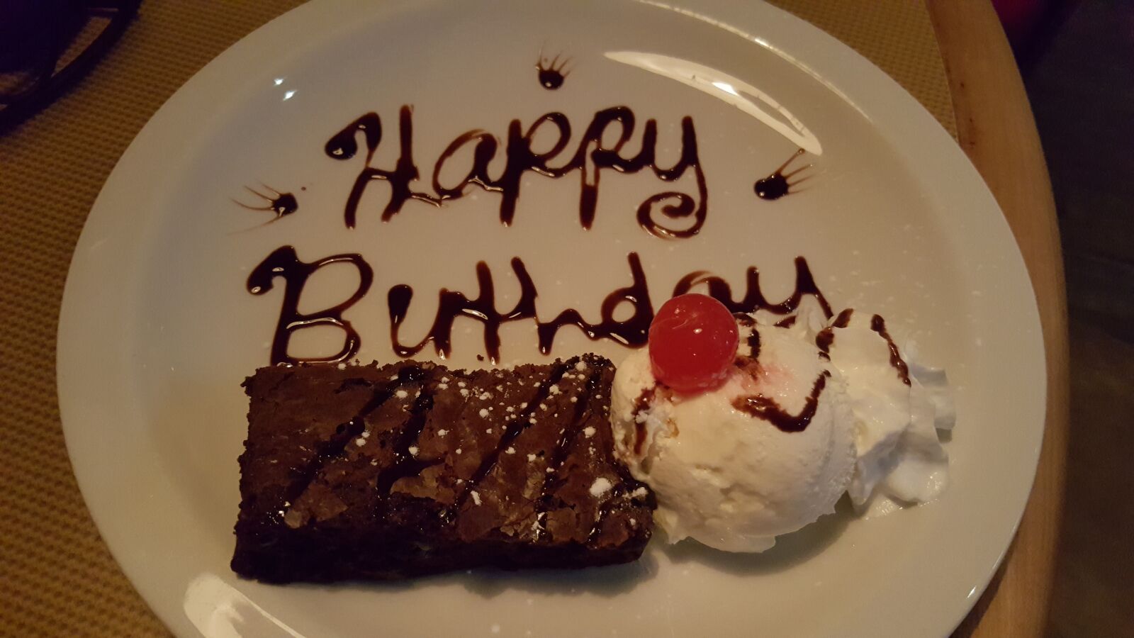 Samsung Galaxy Note5 sample photo. Birthday, birthday, cake, ceramic photography