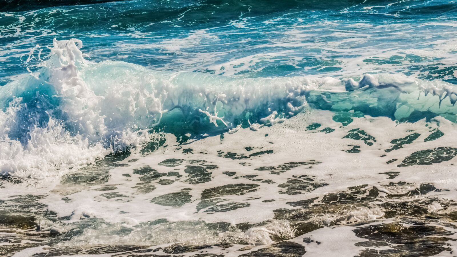 Nikon D3300 sample photo. Wave, smashing, foam photography