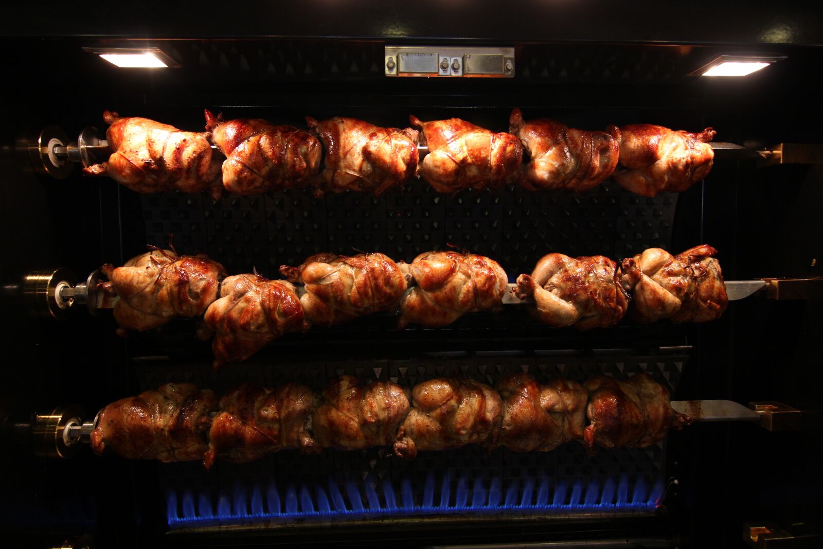 Canon EOS 700D (EOS Rebel T5i / EOS Kiss X7i) sample photo. Chicken, rotisserie, charlotte photography
