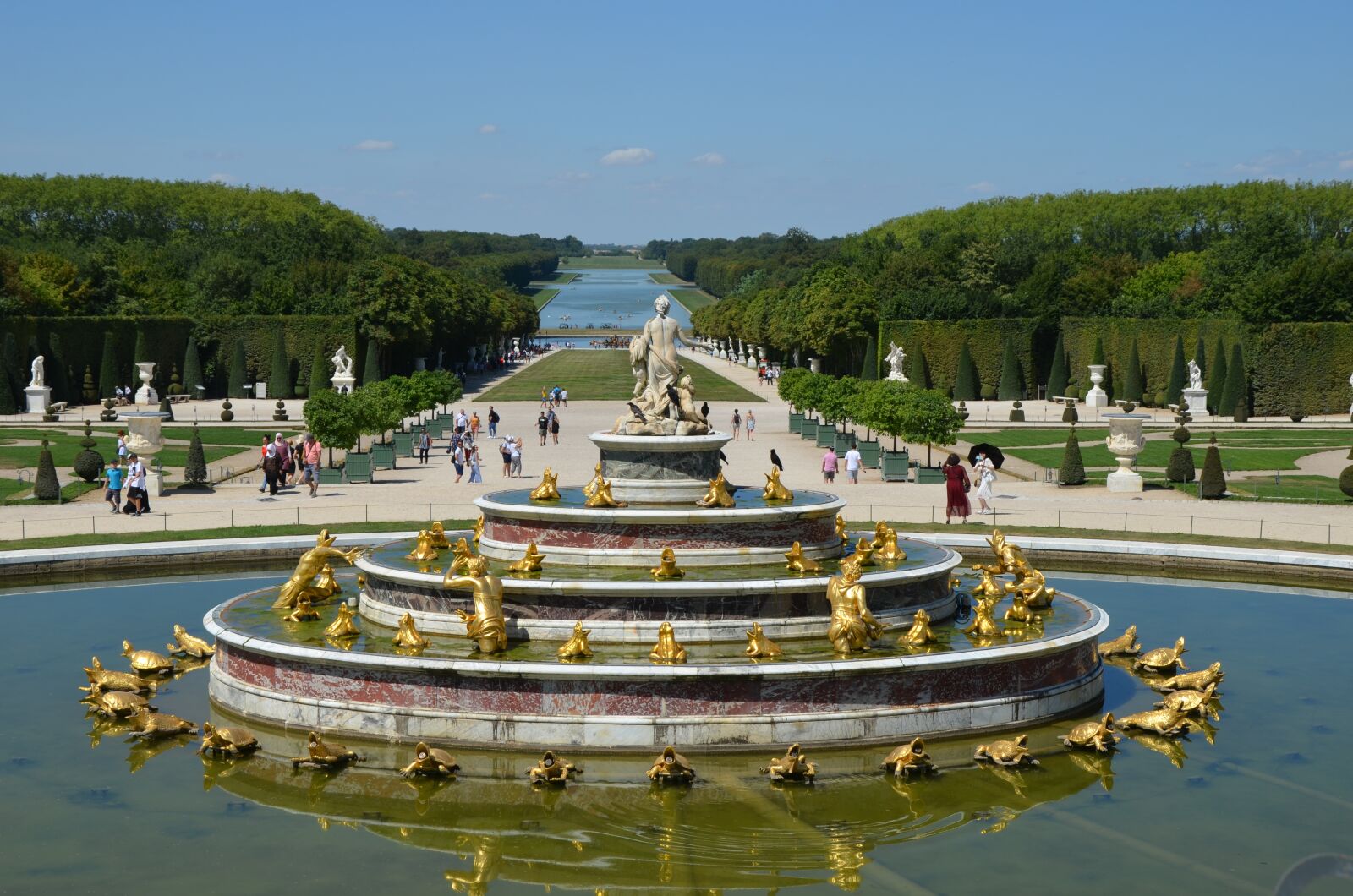 Nikon D5100 sample photo. Source, water, pond photography