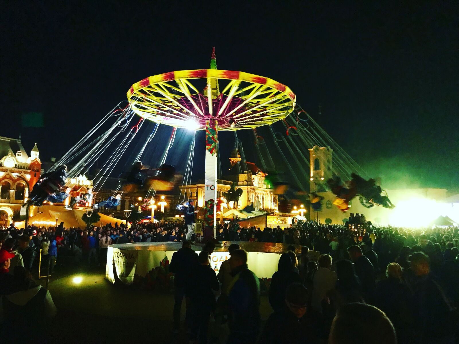 iPhone 7 back camera 3.99mm f/1.8 sample photo. Concert, merrygoround, night photography
