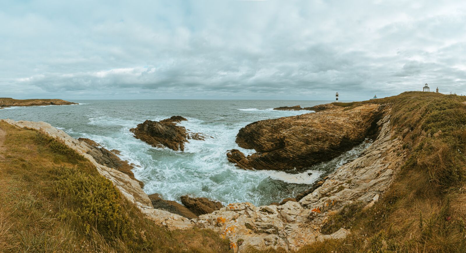 Canon EOS 6D + Canon EF 17-40mm F4L USM sample photo. Panoramic, coast, lighthouse photography