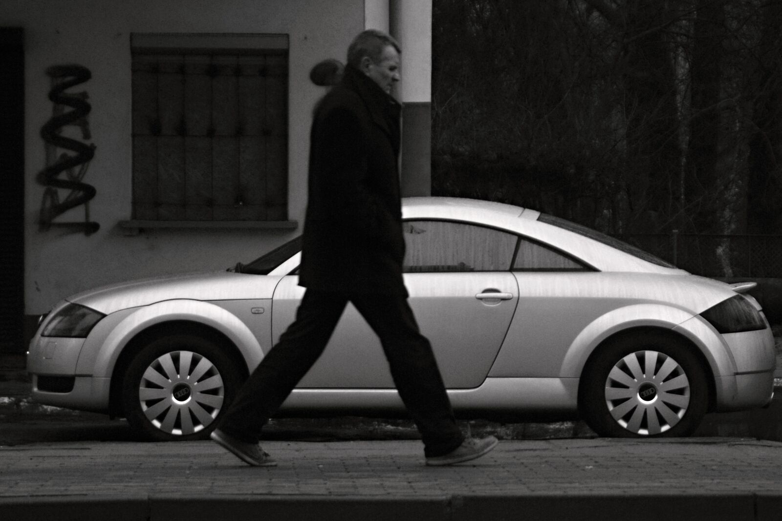 Sony Alpha DSLR-A230 sample photo. Audi, black, and, white photography