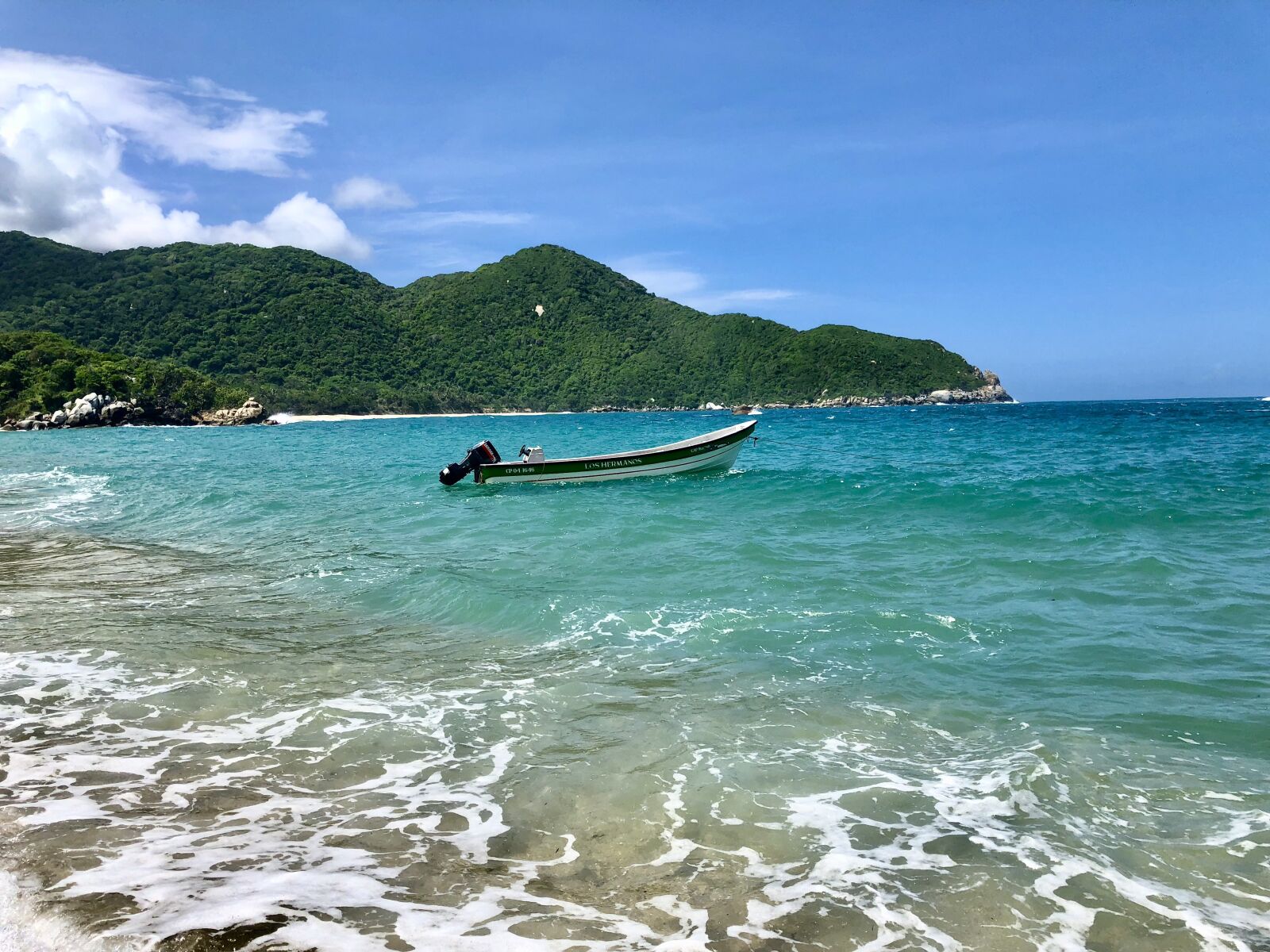 iPhone X back dual camera 4mm f/1.8 sample photo. Sea, tayrona, atlantic photography