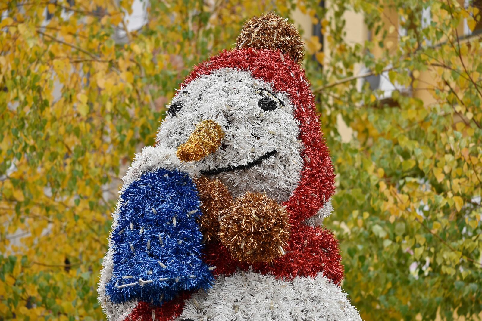 Nikon D5500 sample photo. Christmas, sculpture, snowman, color photography