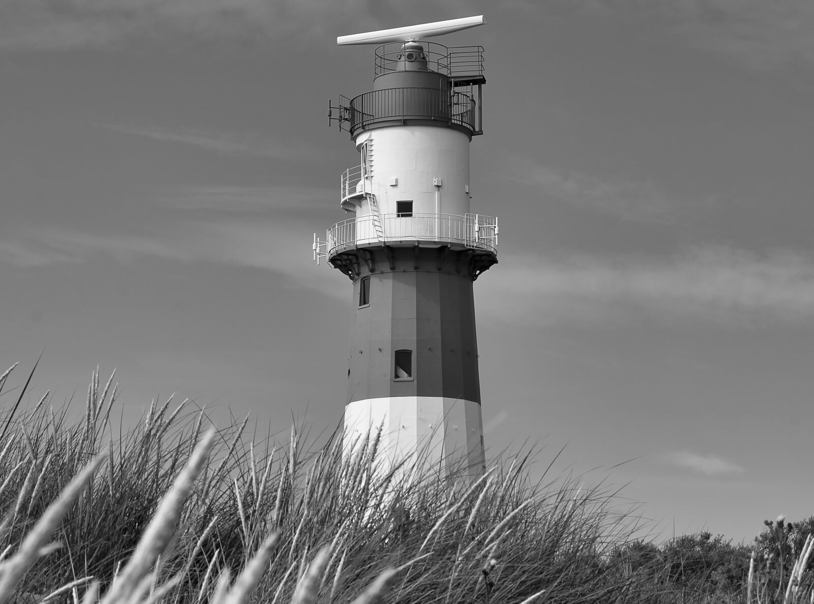 DT 18-300mm F3.5-6.3 sample photo. Beach, sea, lighthouse photography