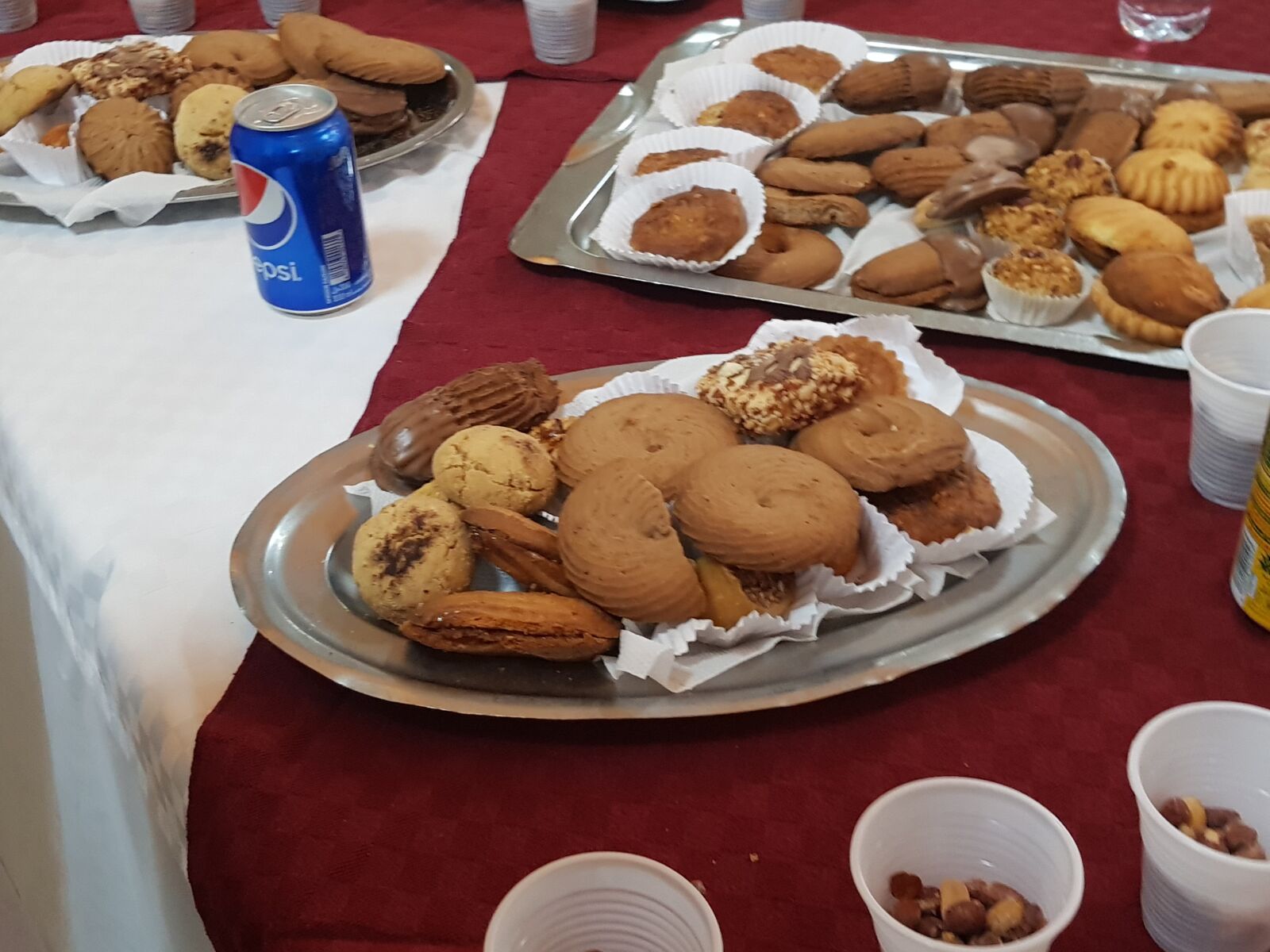 Samsung Galaxy S8+ sample photo. Cookies, cakes, petits fours photography