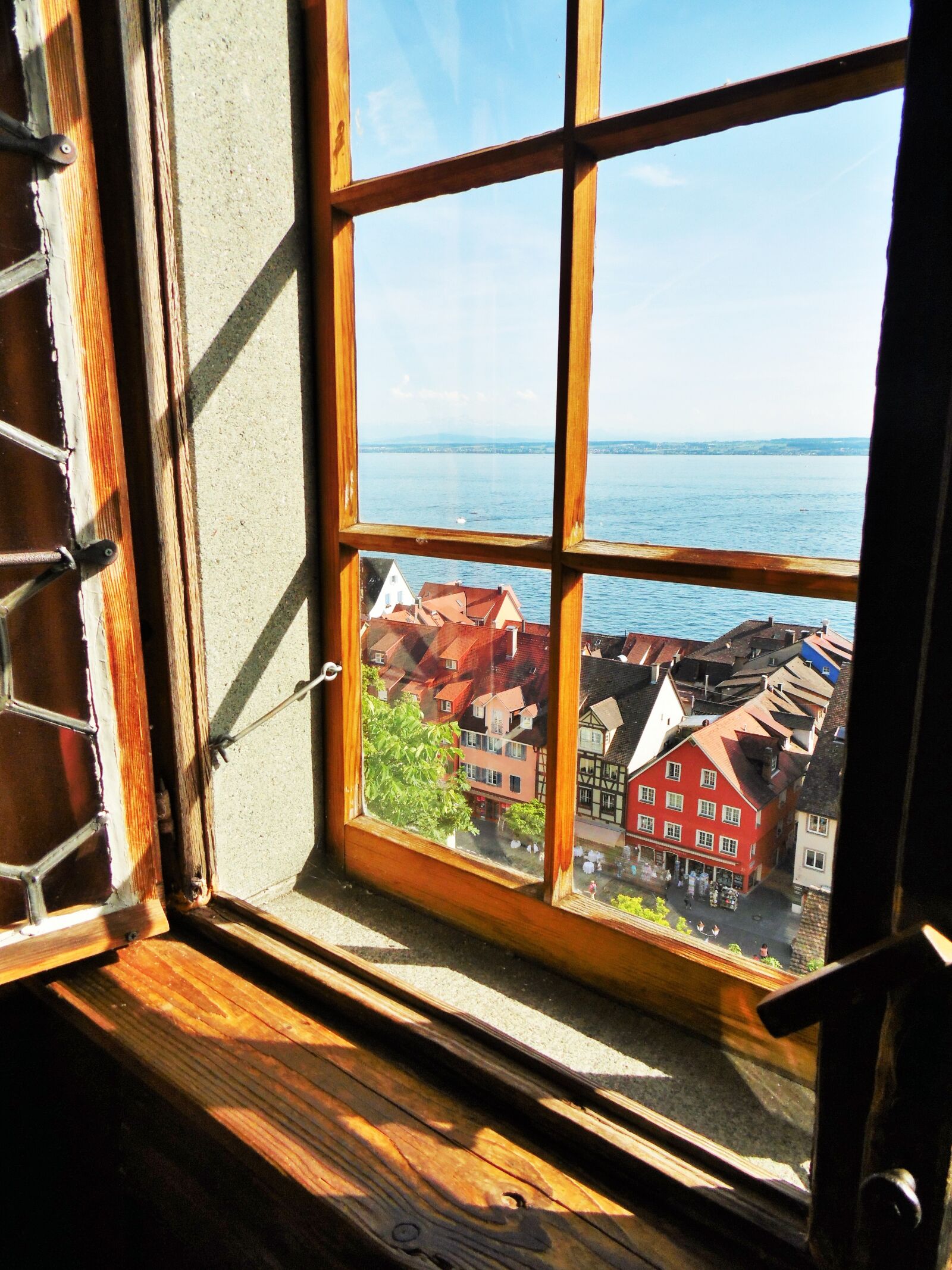 Samsung WB110/  WB111 sample photo. Window, view, lake constance photography
