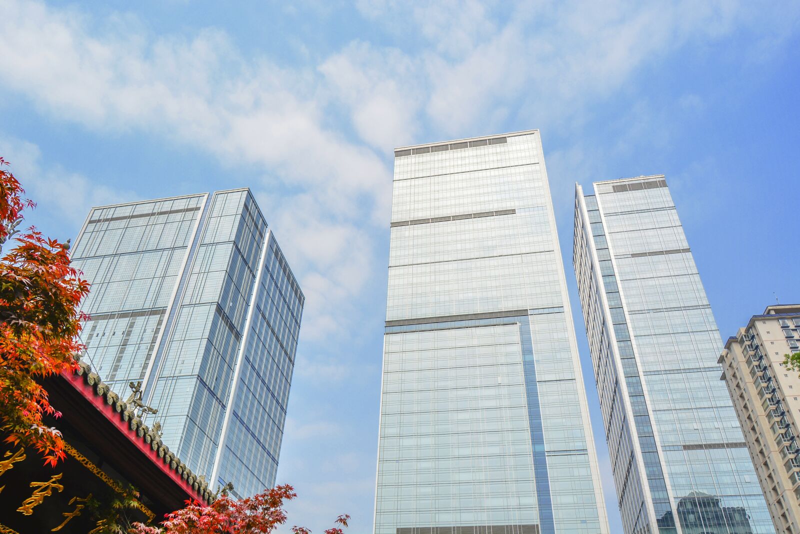 Nikon D5200 sample photo. High rise buildings, building photography