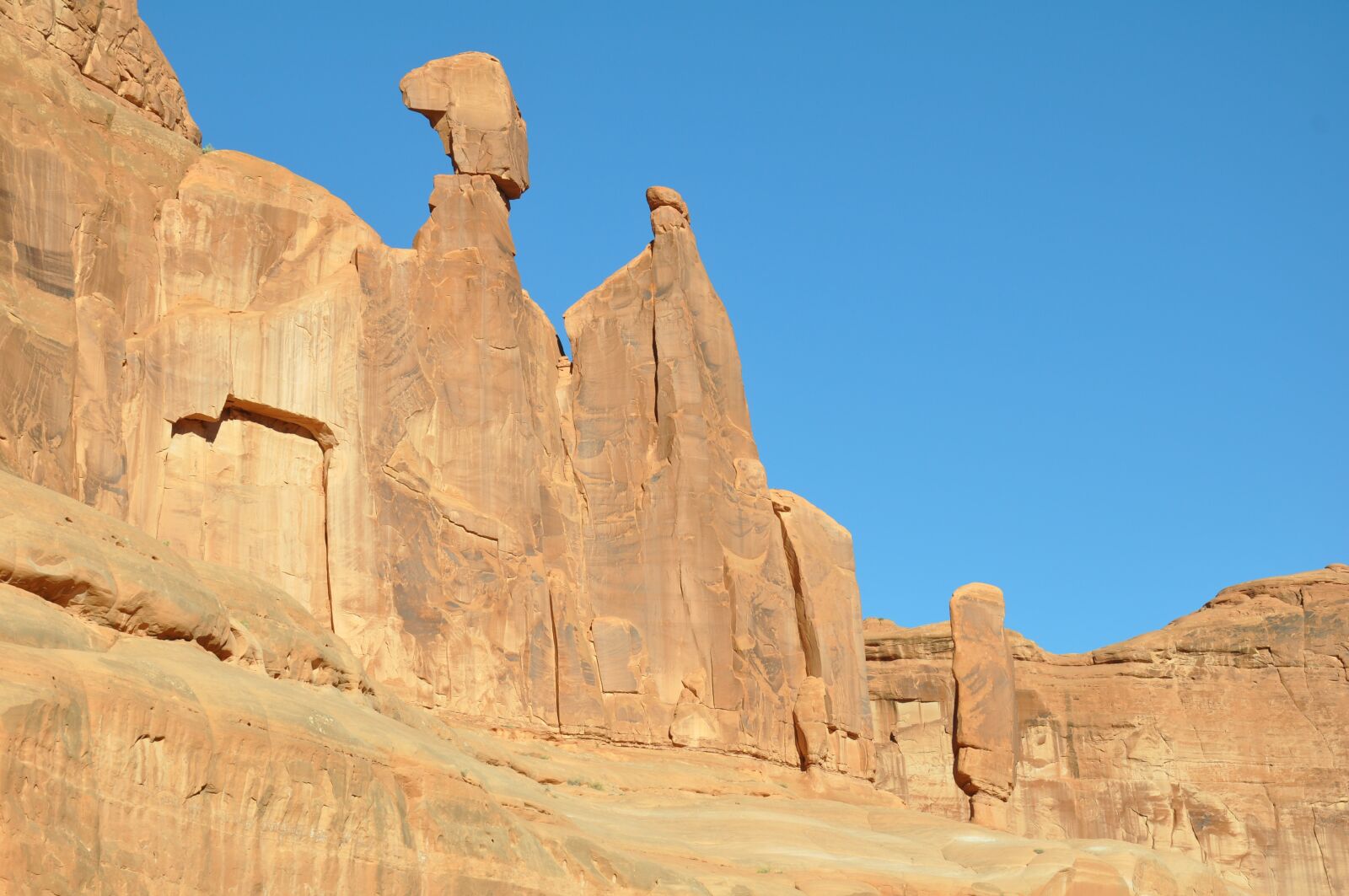 Nikon D90 sample photo. Rock, desert, landscape photography