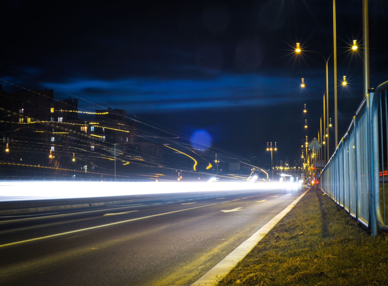 Nikon D7100 sample photo. Street, light, city photography