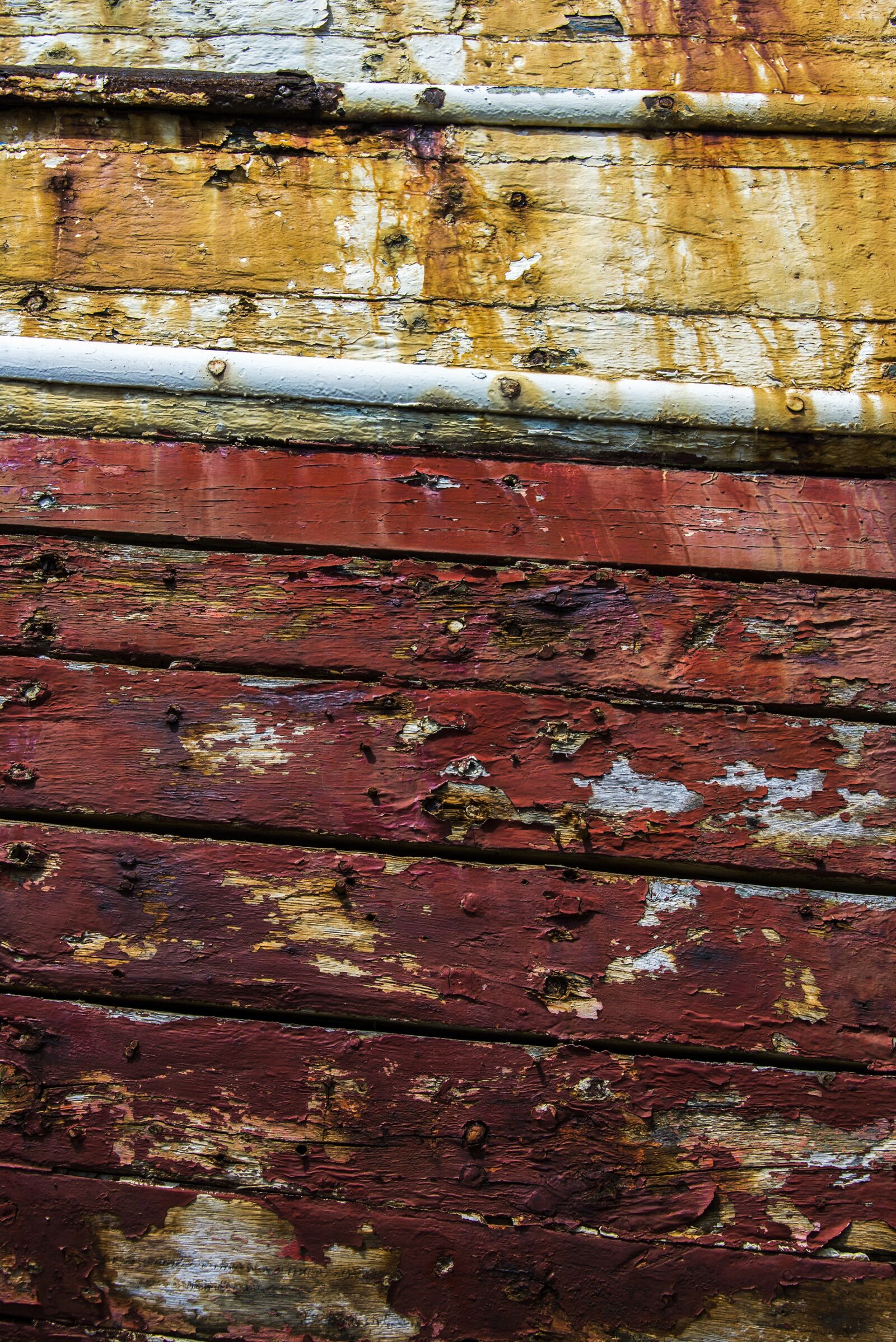 Nikon D610 sample photo. Texture, peeling paint, wood photography