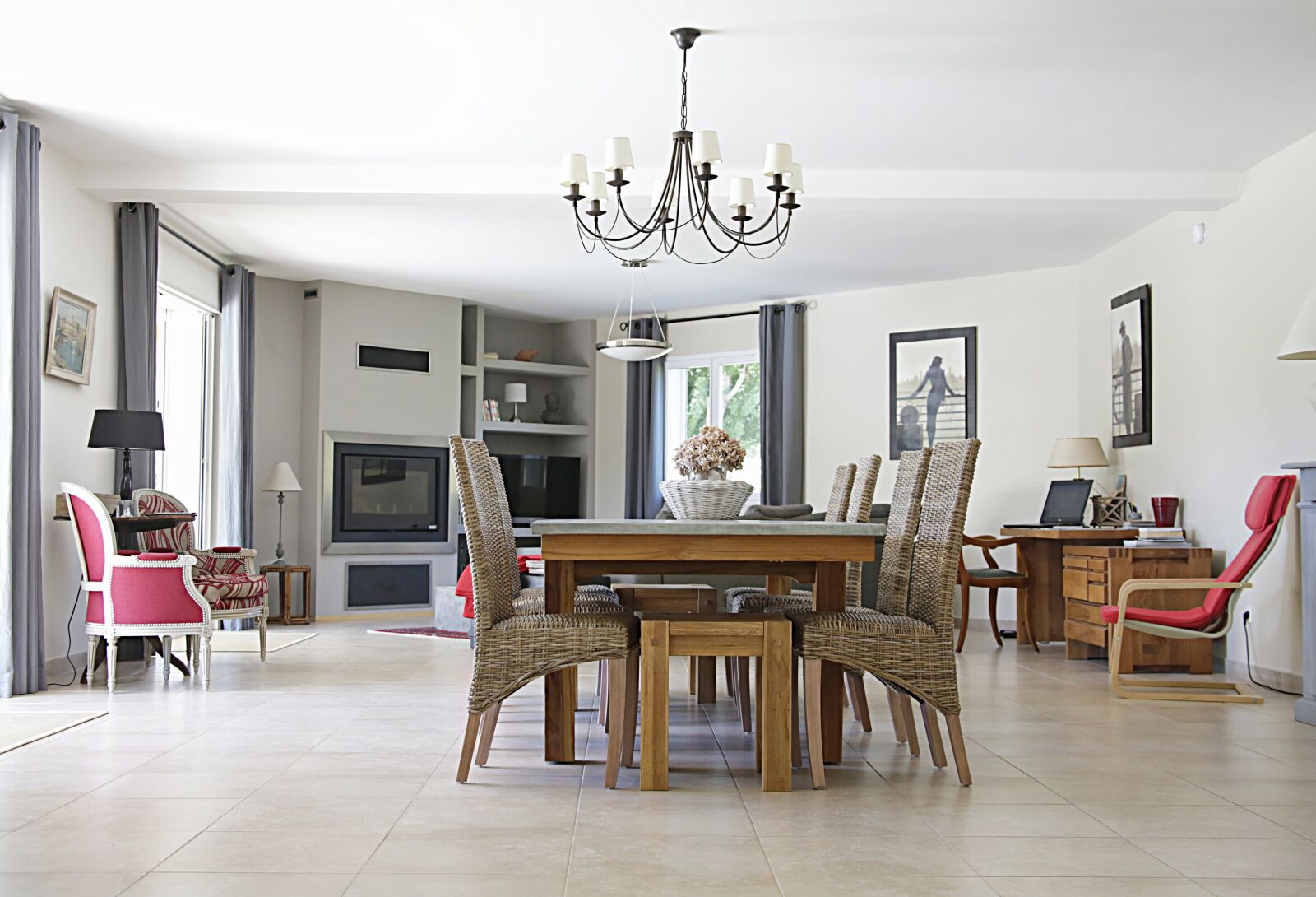 Canon EOS 5D Mark III sample photo. Living room, furniture, chair photography
