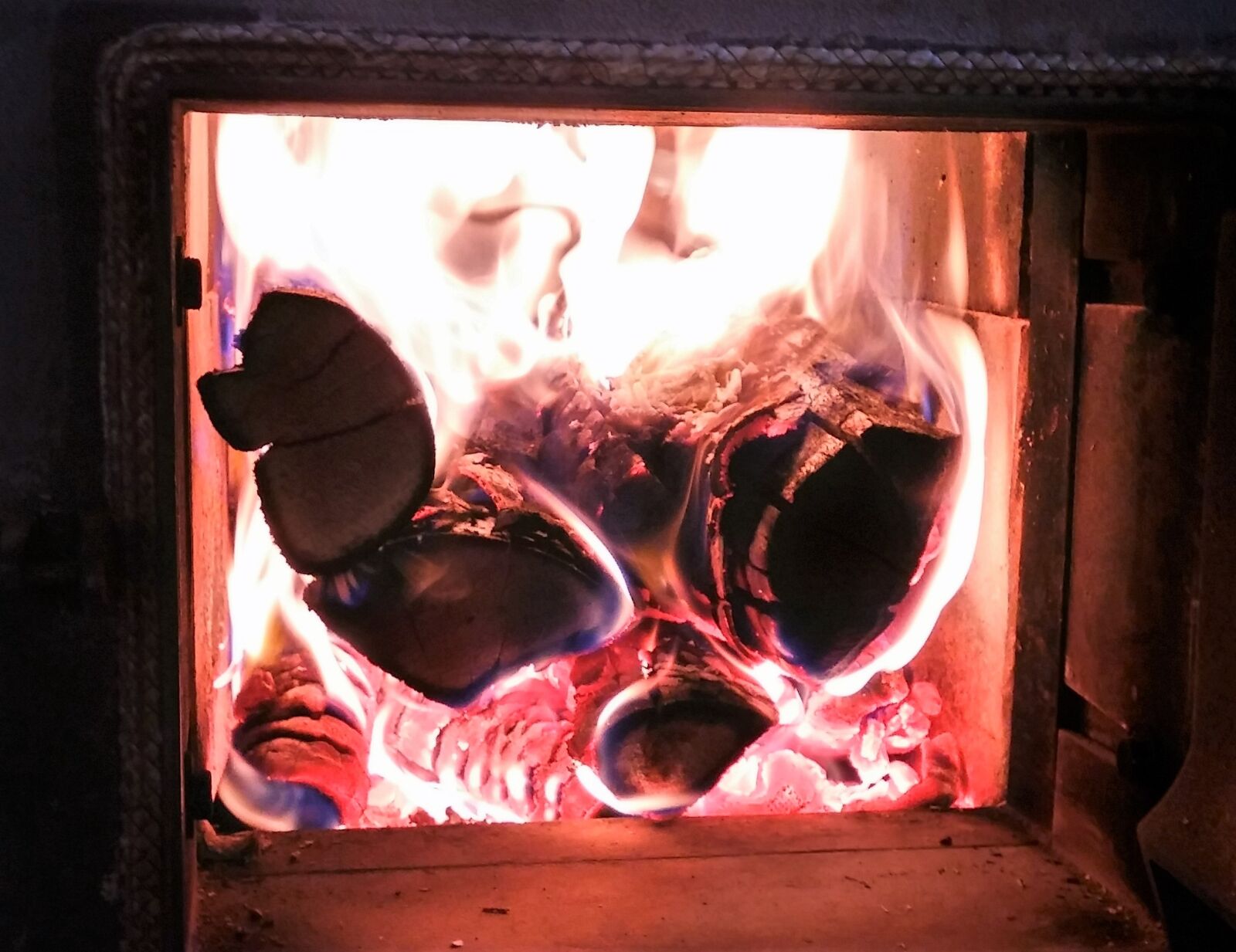 LG G3 sample photo. Fire, flame, oven photography