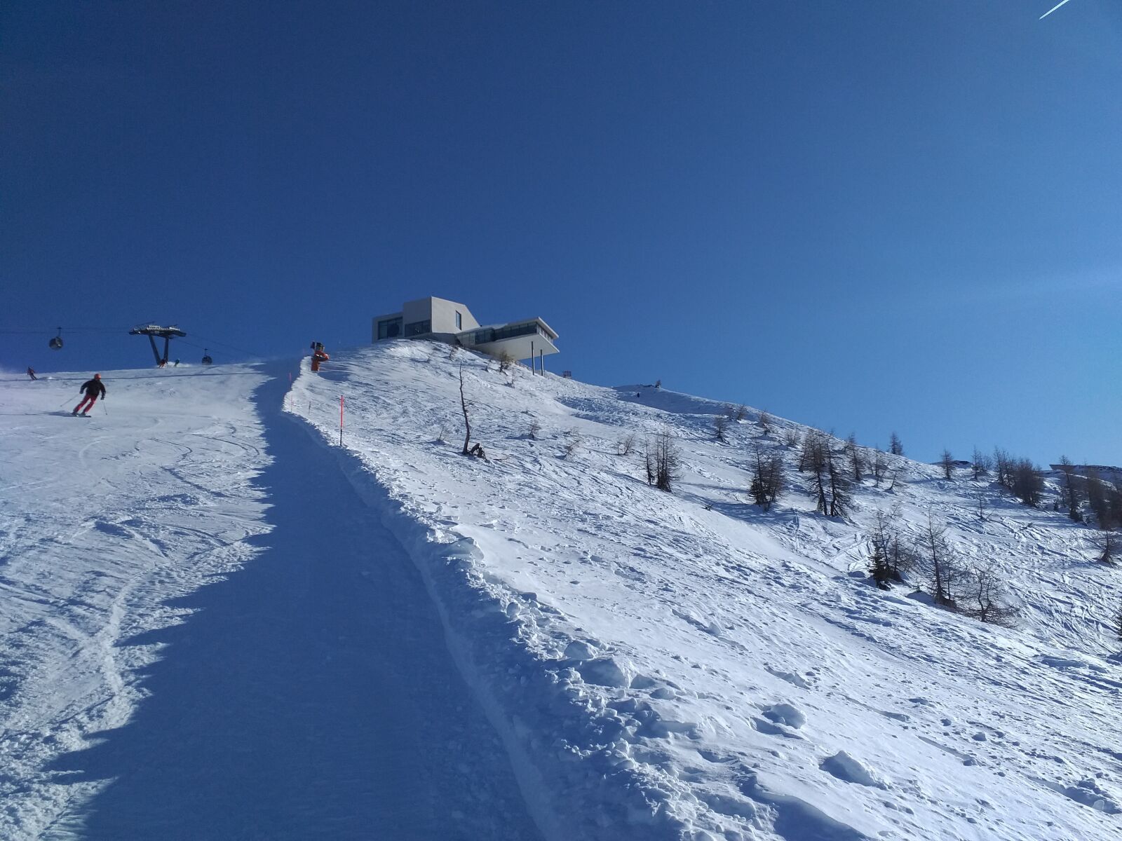 Samsung Galaxy J4+ sample photo. Mountain, top, skiresort photography
