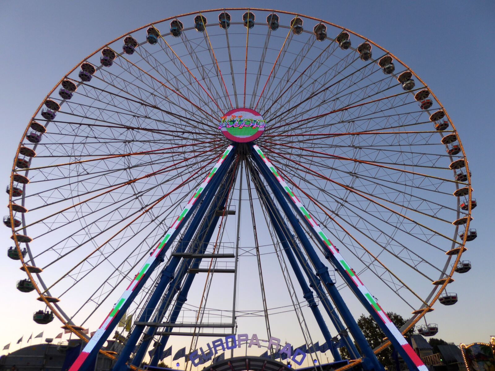 Panasonic DMC-TZ61 sample photo. Ferris wheel, stuttgart, bad photography