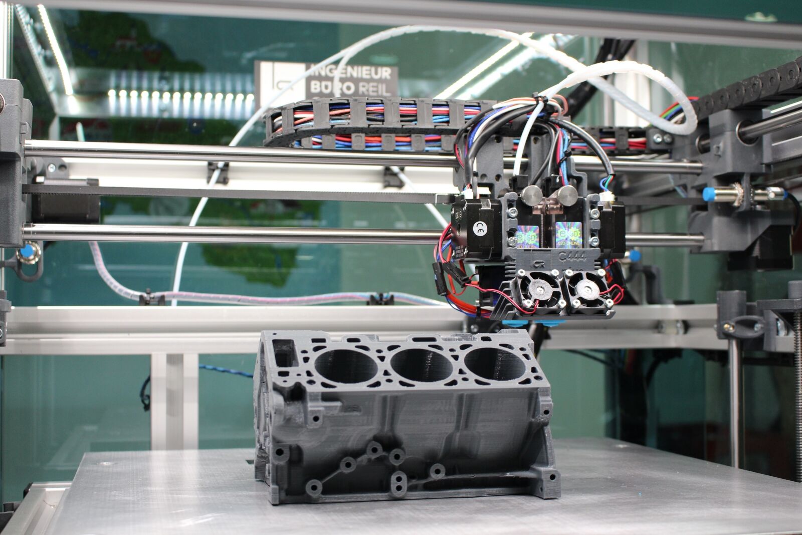 Canon EOS 700D (EOS Rebel T5i / EOS Kiss X7i) sample photo. Industry, technology, machine photography