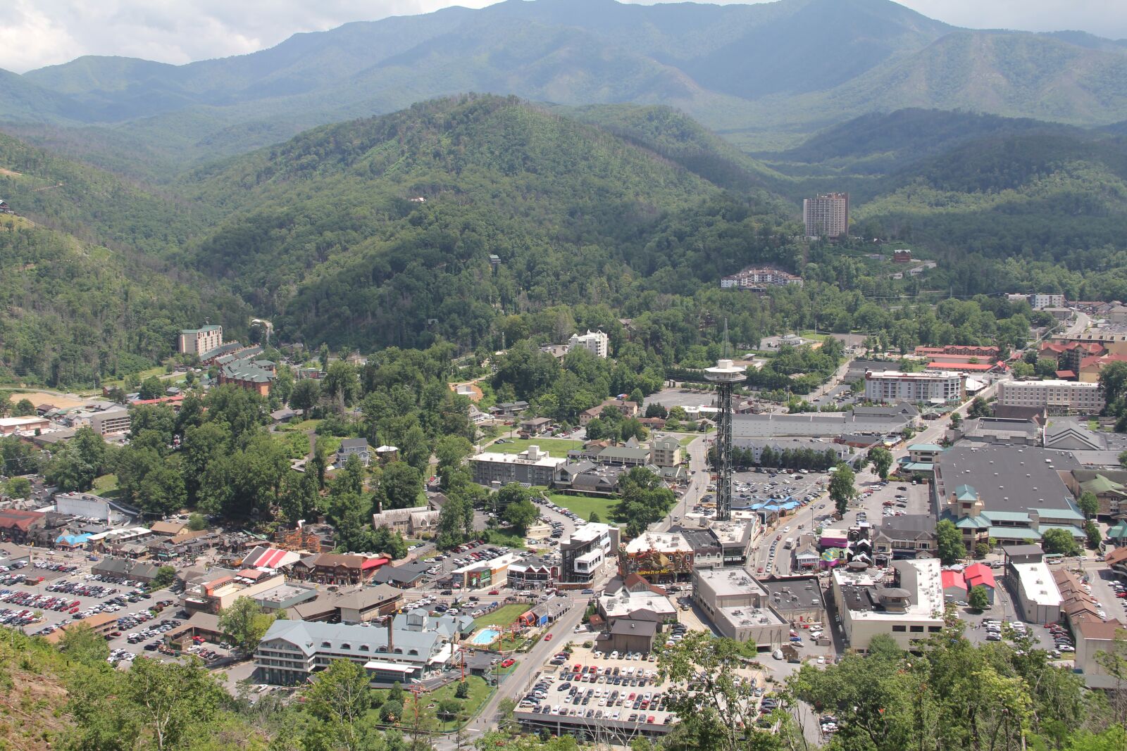 Canon EOS 60D sample photo. Gatlinburg, smokey mountains, gateway photography