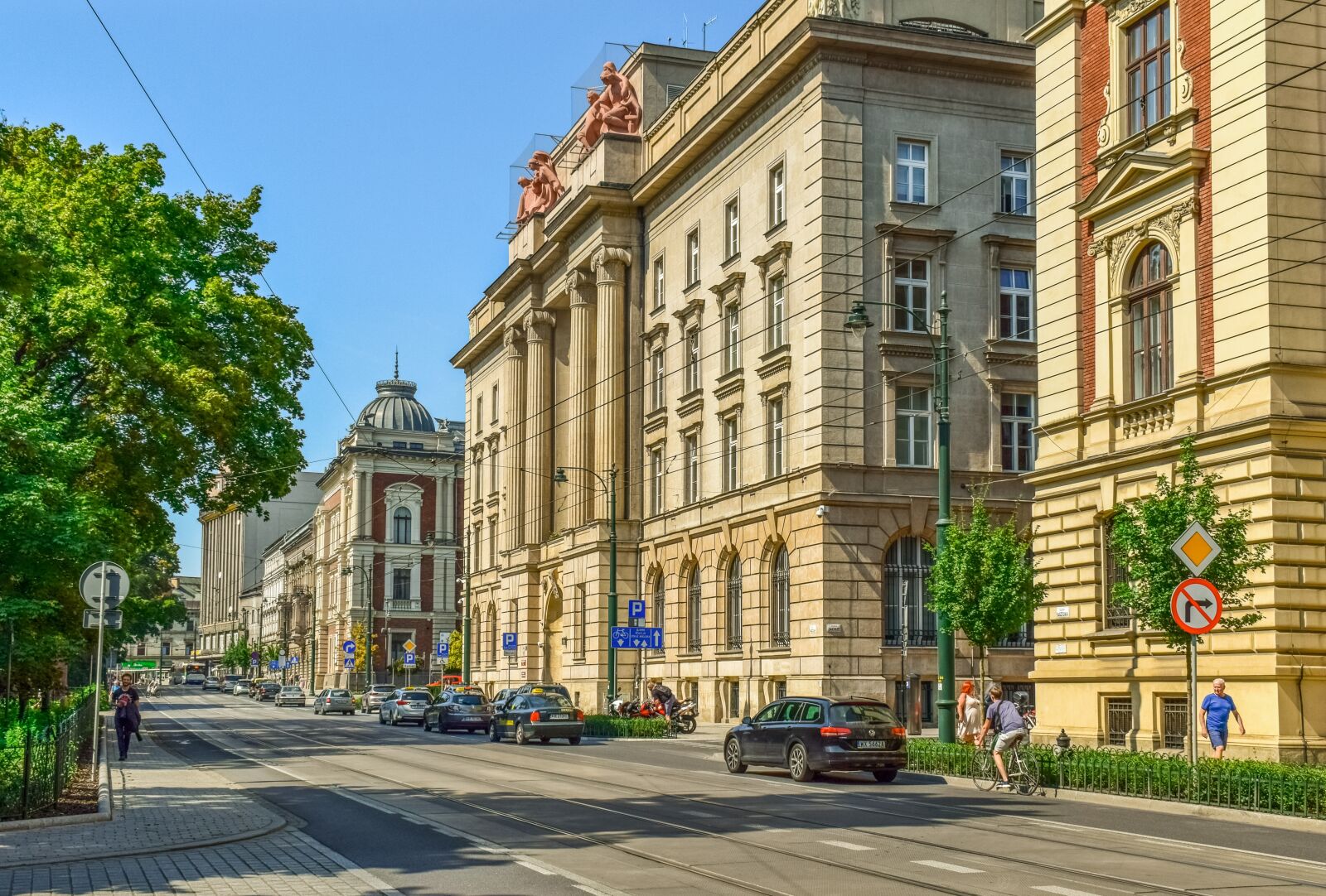 Nikon D3300 sample photo. Street, boulevard, road photography