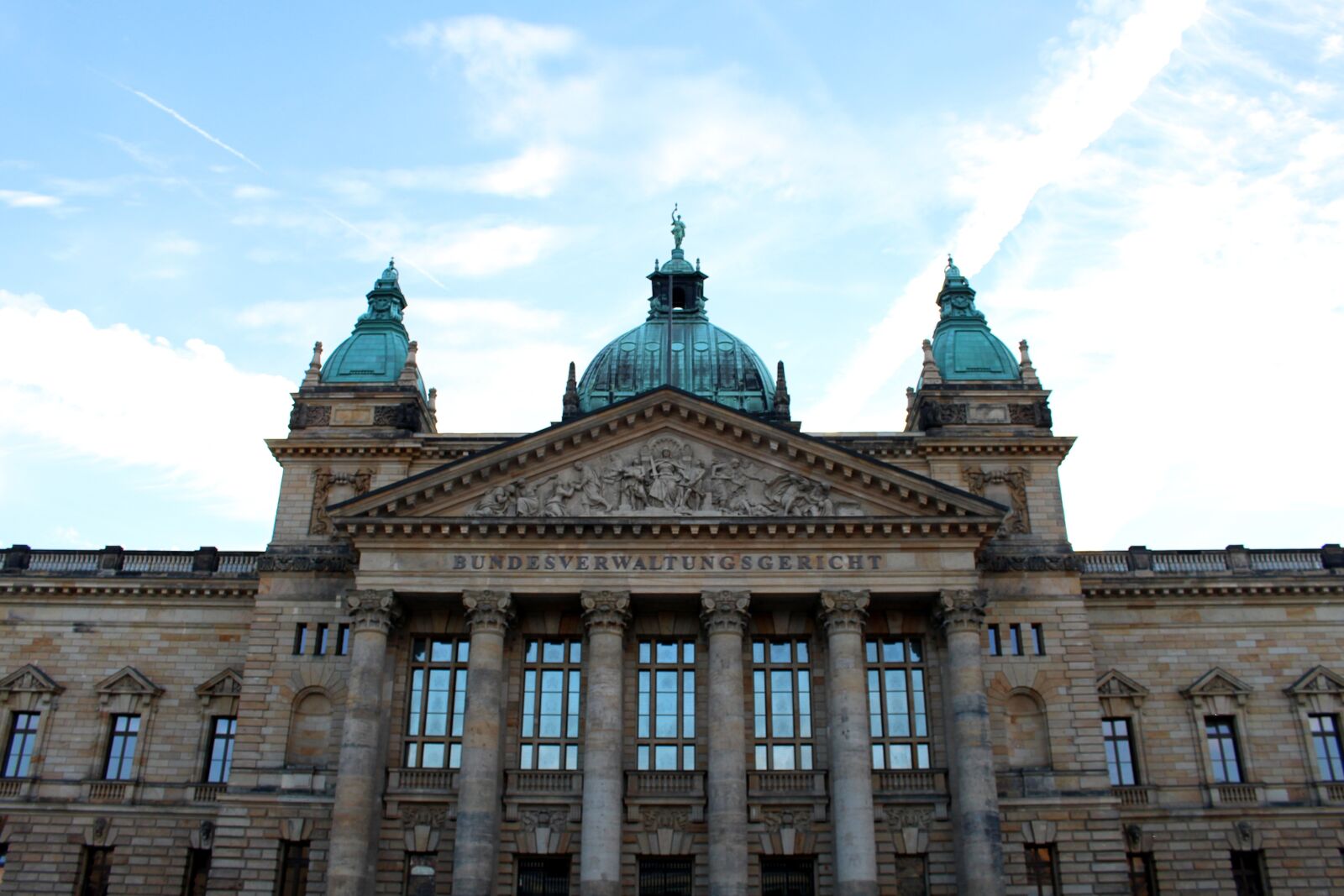 Canon EOS 700D (EOS Rebel T5i / EOS Kiss X7i) sample photo. Leipzig, supreme administrative court photography