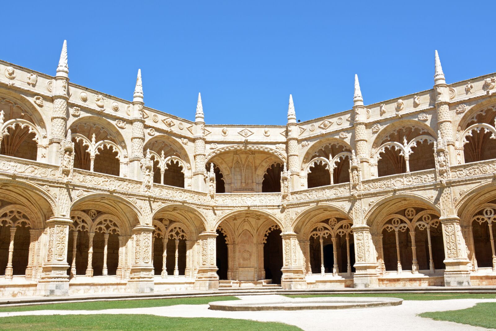 Nikon D5200 sample photo. Monastery, lisbon, portugal photography