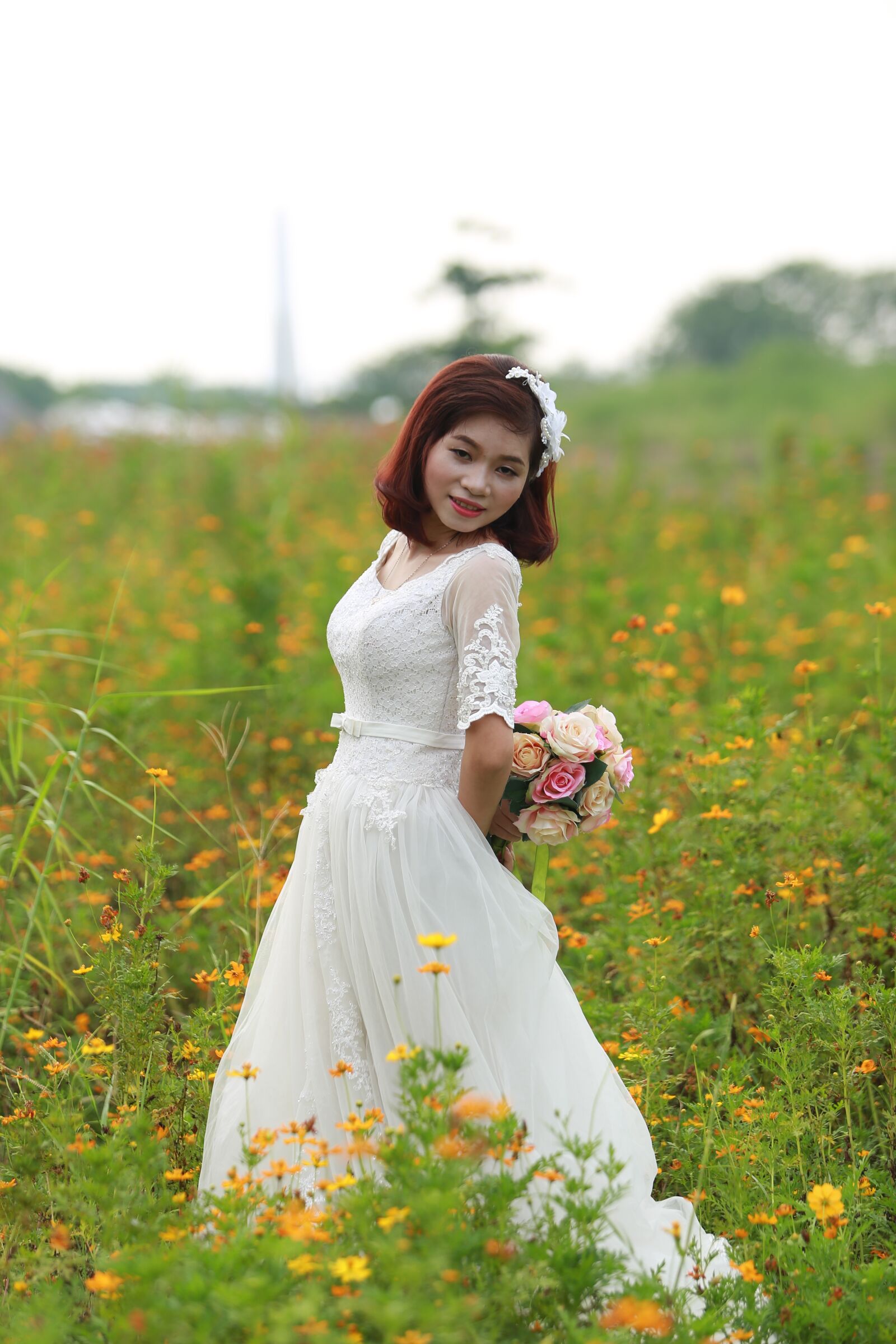 Canon EF 70-200mm F2.8L USM sample photo. Nature, summer, hayfield photography