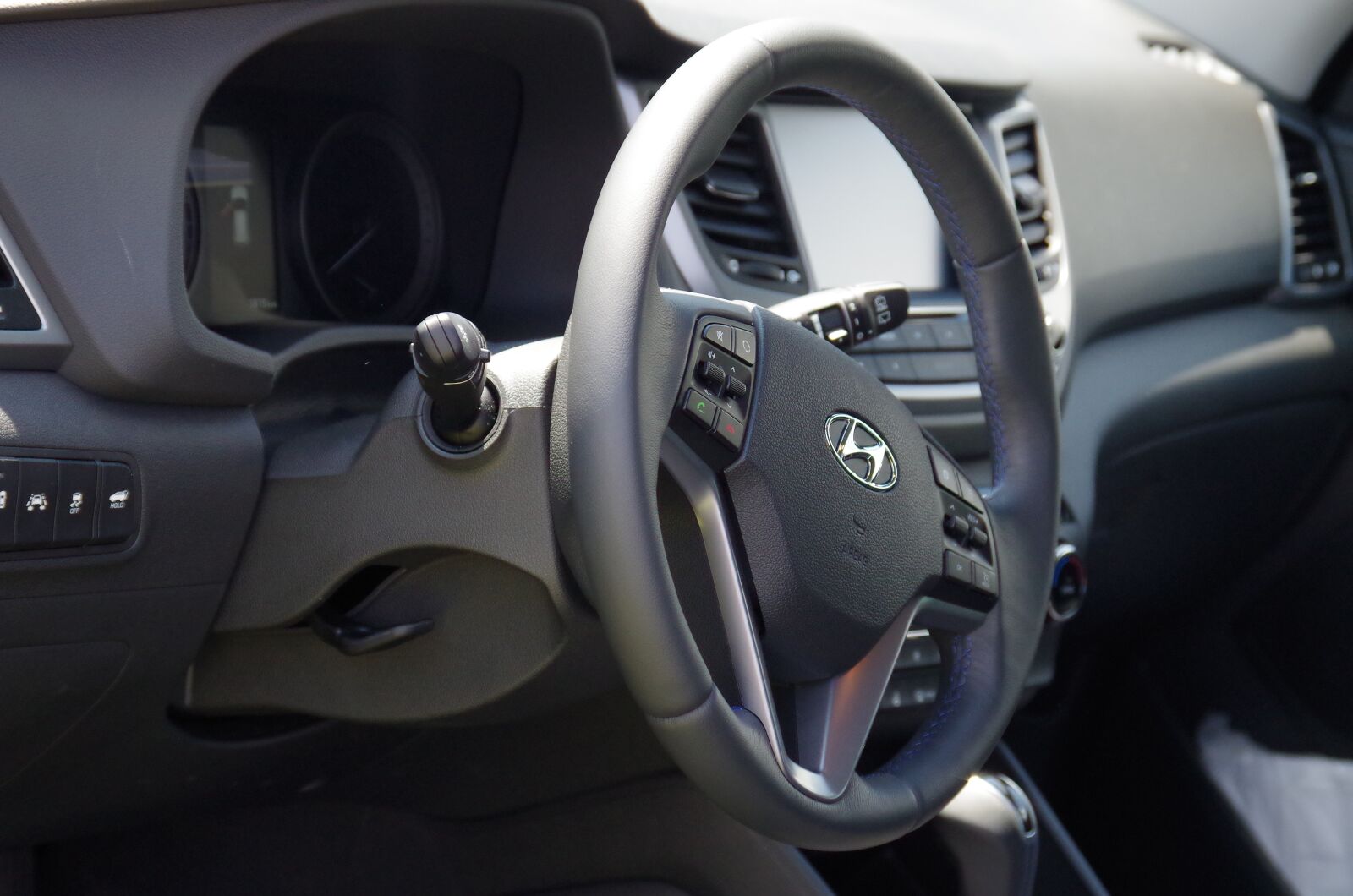 Pentax K-500 sample photo. Car, steering wheel, interior photography
