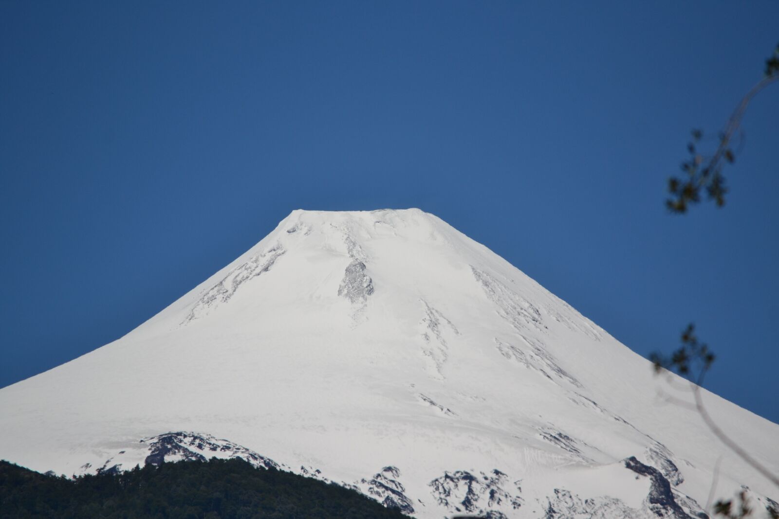 Nikon D3100 sample photo. Volcano, snow, villarica photography