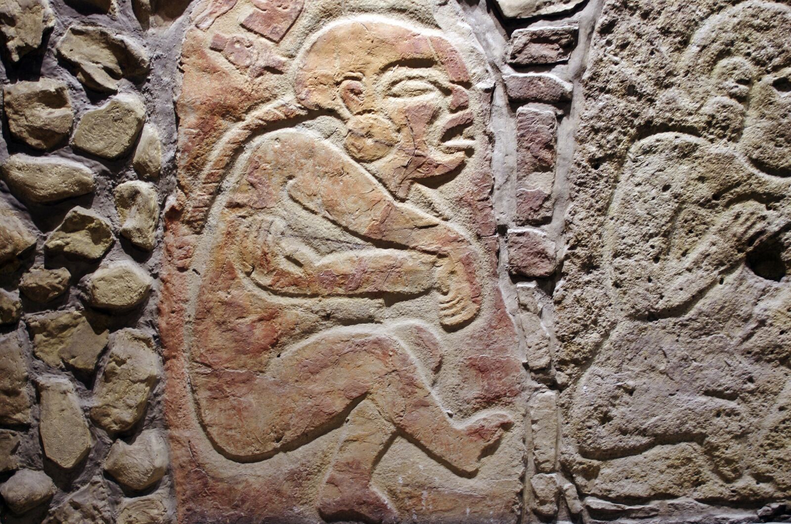 Pentax K-5 sample photo. Mexico, anthropological museum, low photography