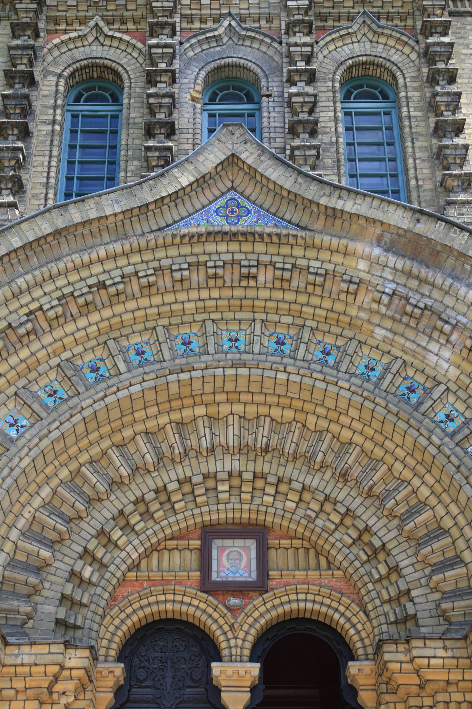 Canon EOS 550D (EOS Rebel T2i / EOS Kiss X4) sample photo. Latvia, karosta, cathedral photography